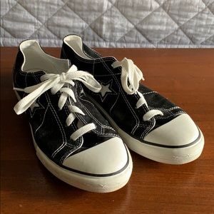 Converse One Star Sneakers
